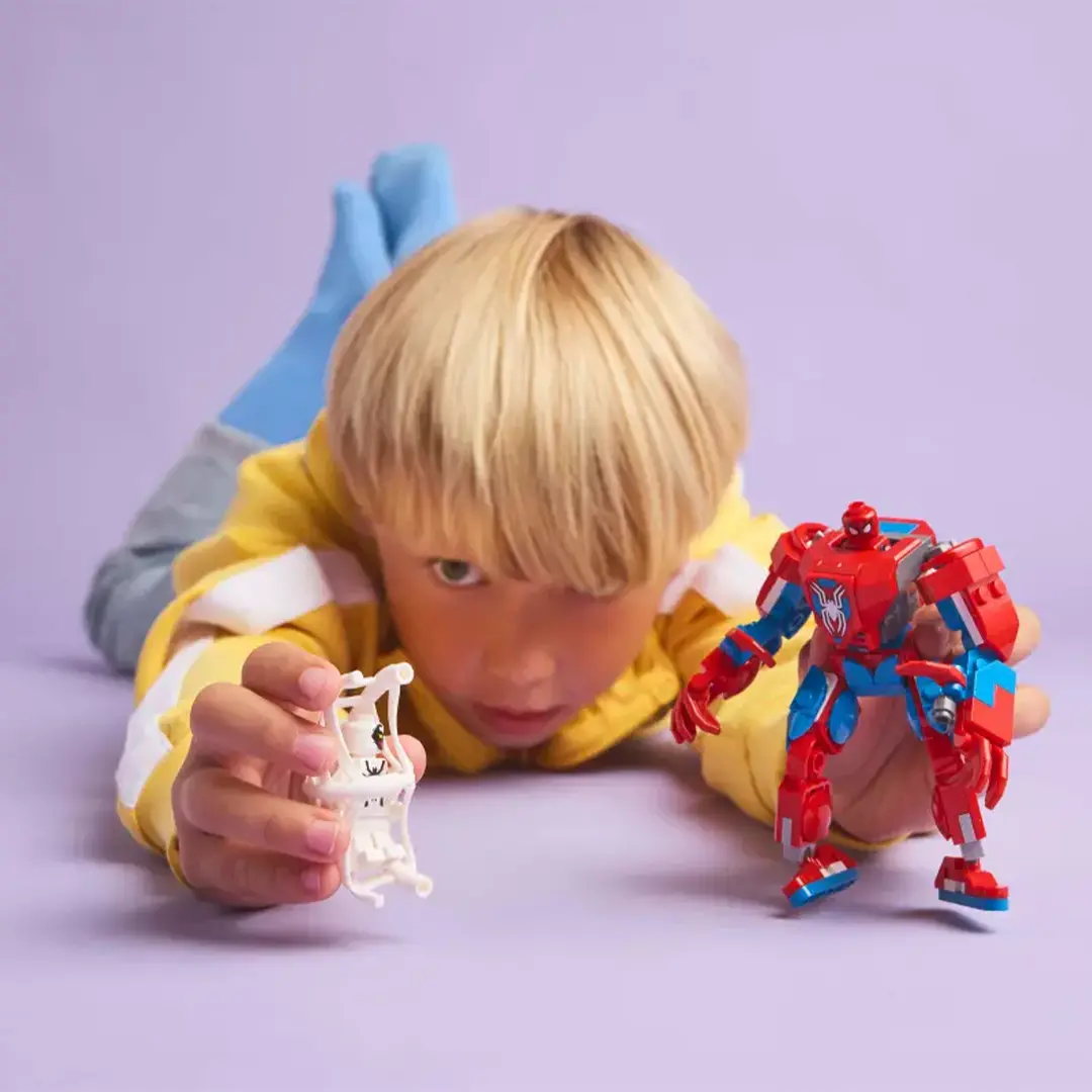 Spider-Man Mech vs. Anti-Venom