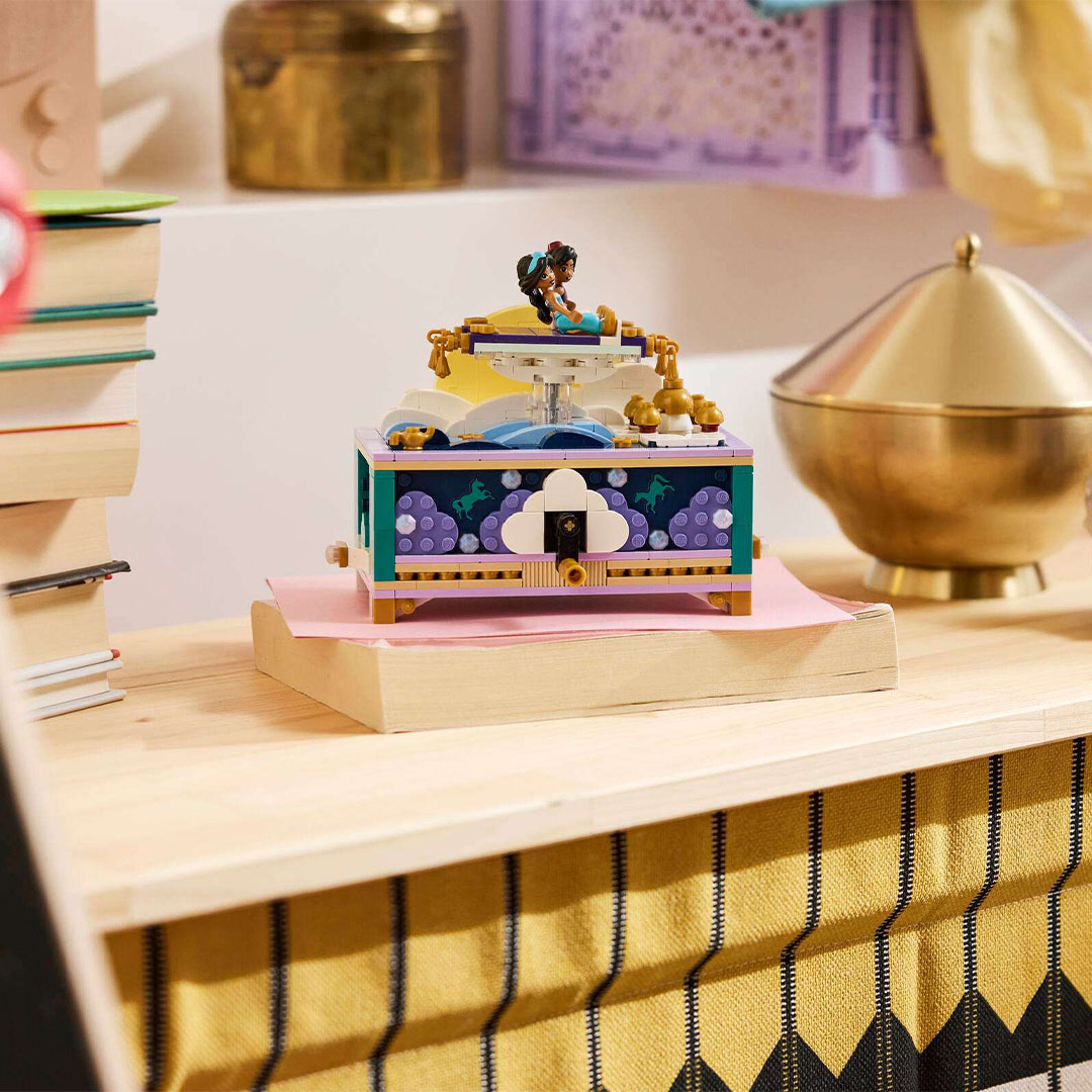 Jasmine's Jewelry Box