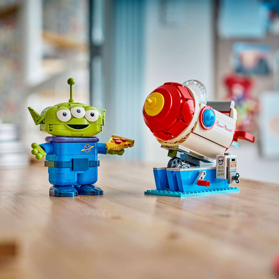 Alien with Pizza Planet Rocket Ride